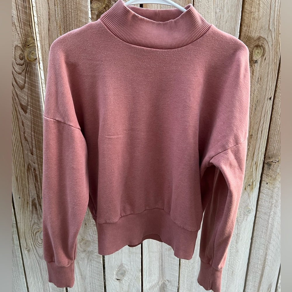 Pink American Eagle Outfitters Turtleneck Long Sleeve Shirt